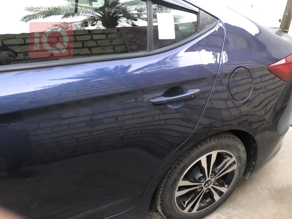هیوندای ئەلەنترا